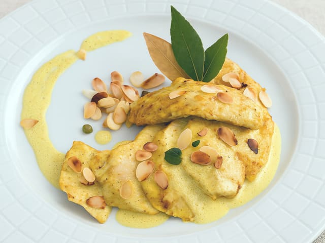 Blanc de poulet sauté au curry